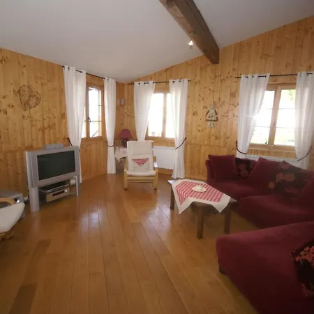 Tranquil Holiday In With Terrace *